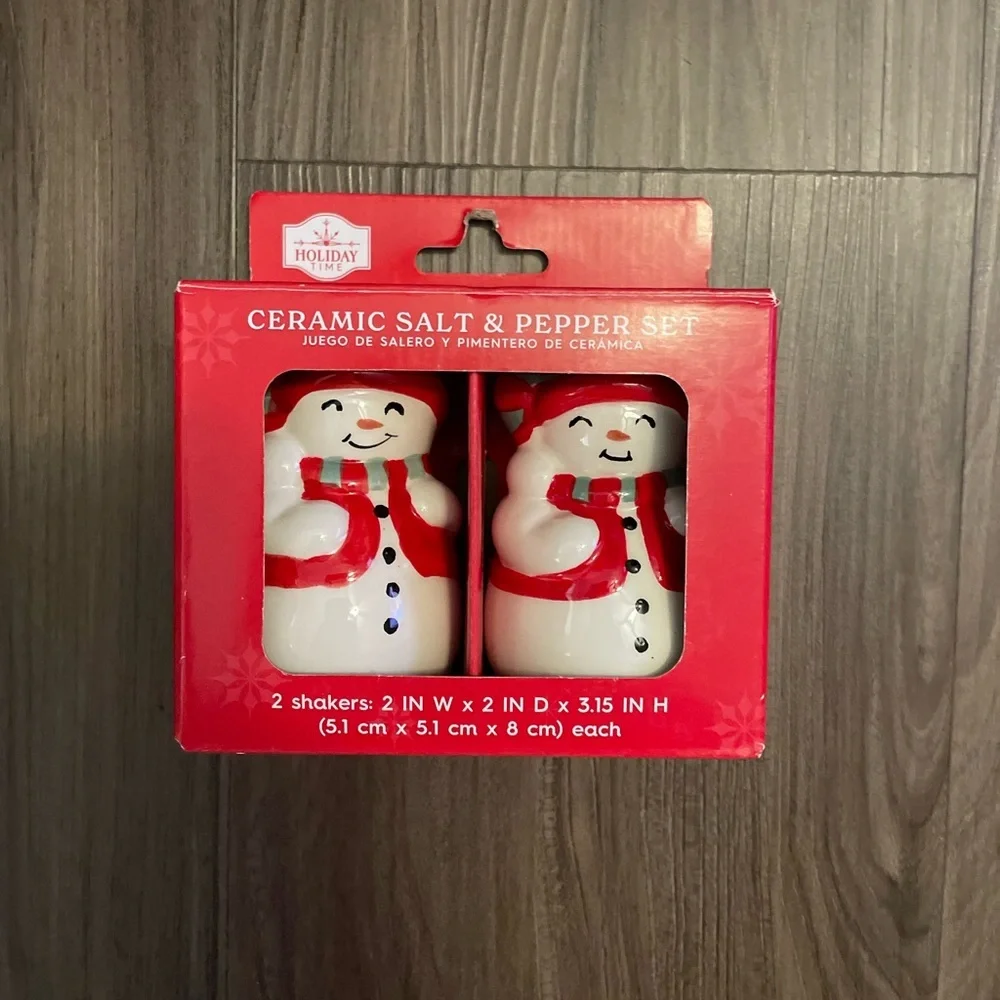 Ceramic Snowman Salt & Pepper Shaker Set
